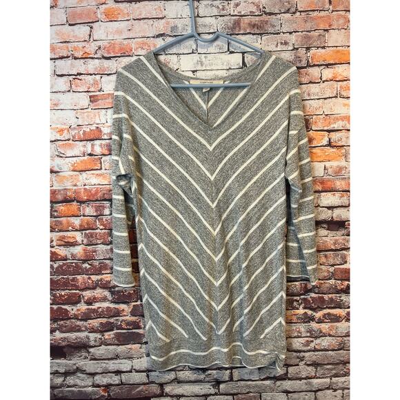 41hawthorn gray white striped long sleeve sweater tunic women's size small - Picture 1 of 6